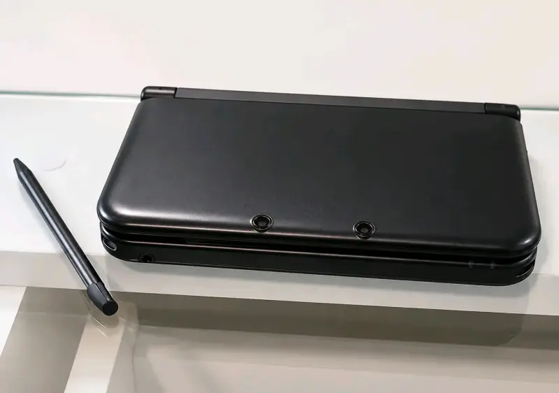 Consola Nintendo 3DS XL negra desbloqueado - 3