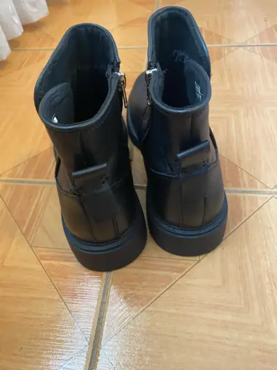 Botines de cuero negro para mujer - miniatura 3