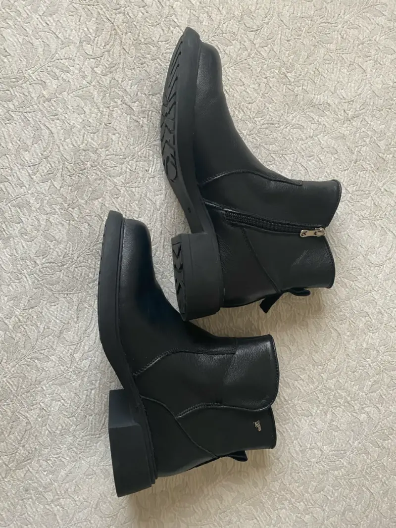 Botines de cuero negro para mujer - 5