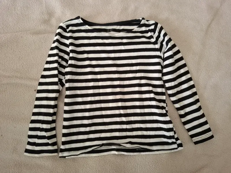 Polera manga larga H&M básica negra y rayada - 2