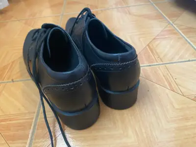 Zapatos Oxford negros para mujer  Pollini - miniatura 2