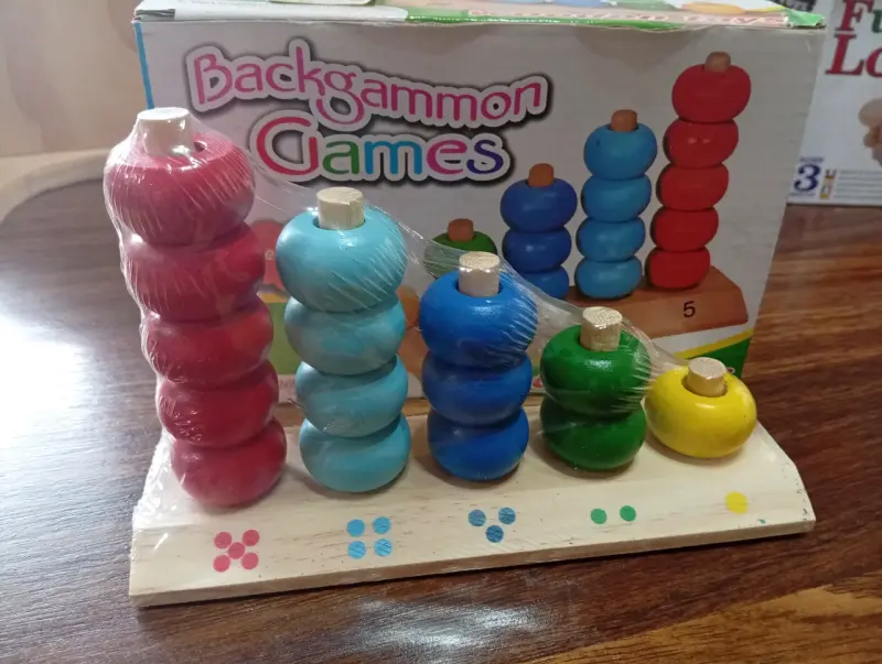 Juego de Apilamiento de Madera para Niños