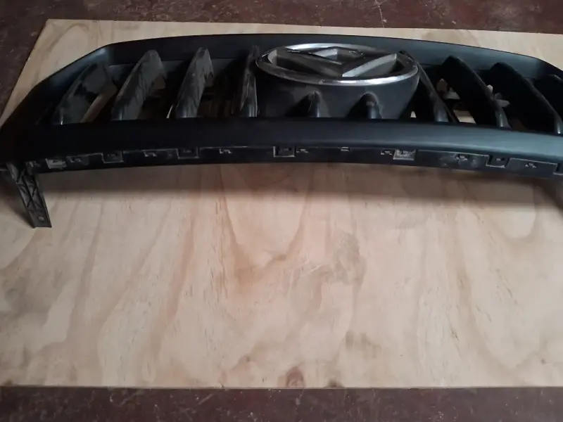 Parrilla frontal para vehículo Maxus - 5