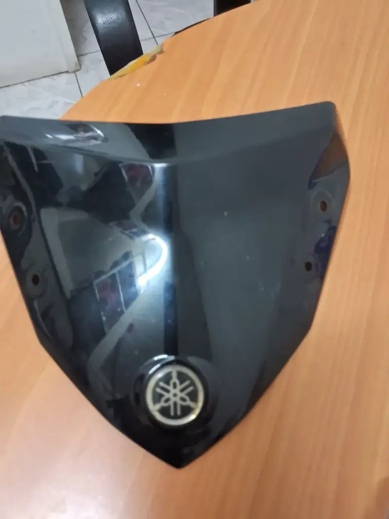 Cubierta superior de motocicleta Yamaha con luz trasera - 2