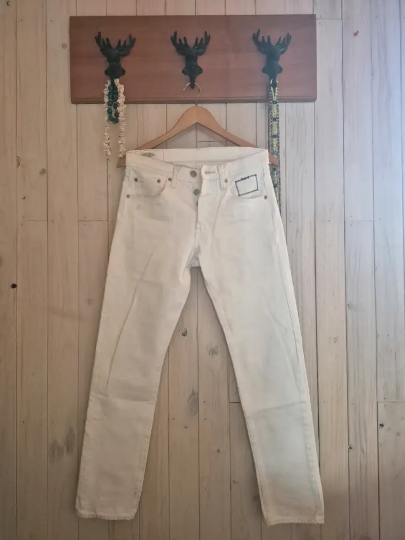Jeans blancos de mezclilla para hombre - 1