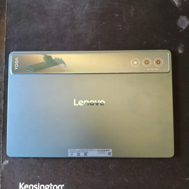 Lenovo Yoga Tab Plus + Teclado, Stylus, Hub, Brazo - 3