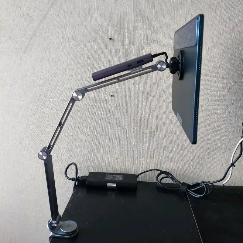 Lenovo Yoga Tab Plus + Teclado, Stylus, Hub, Brazo - 6