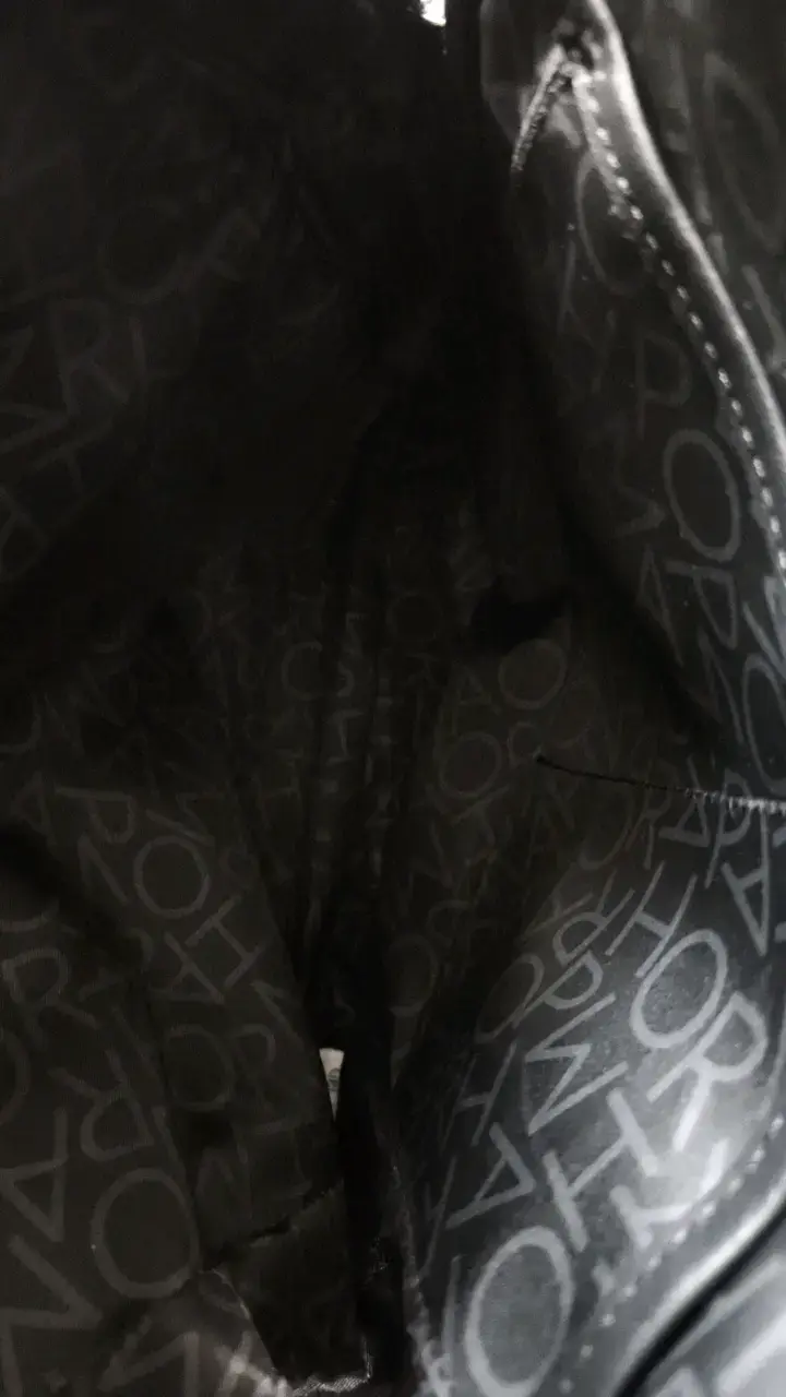Mochila negra de cuero Amphora con múltiples bolsillos - 6
