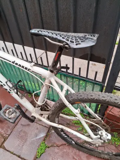 Bicicleta Bascia mtb 26 MTB blanca - miniatura 2