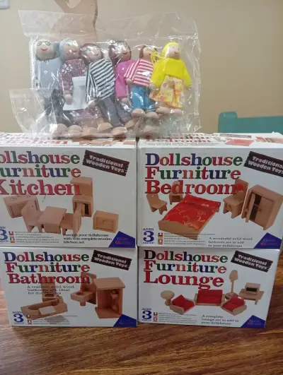 Set de Muebles de Madera para Casa de Muñecas - miniatura 1