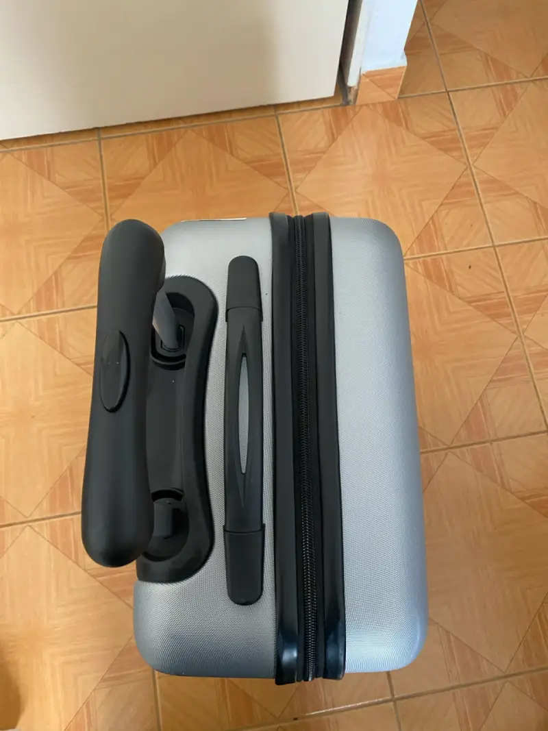 Maleta de cabina rígida con ruedas giratorias - 4