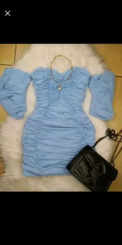 Vestido corto azul con mangas abullonadas - miniatura 1