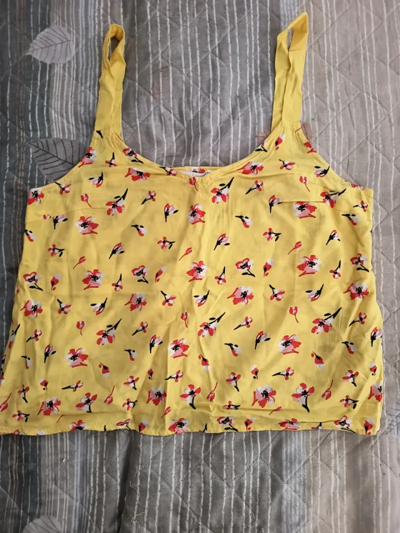 Ropa sin uso - 4