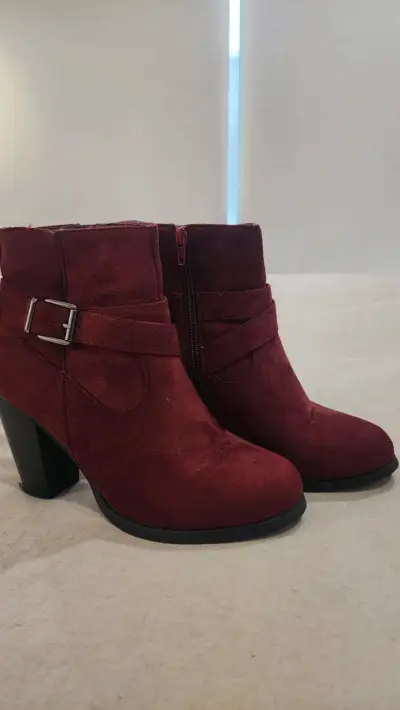 Botines de gamuza burdeos con tacón alto - miniatura 1