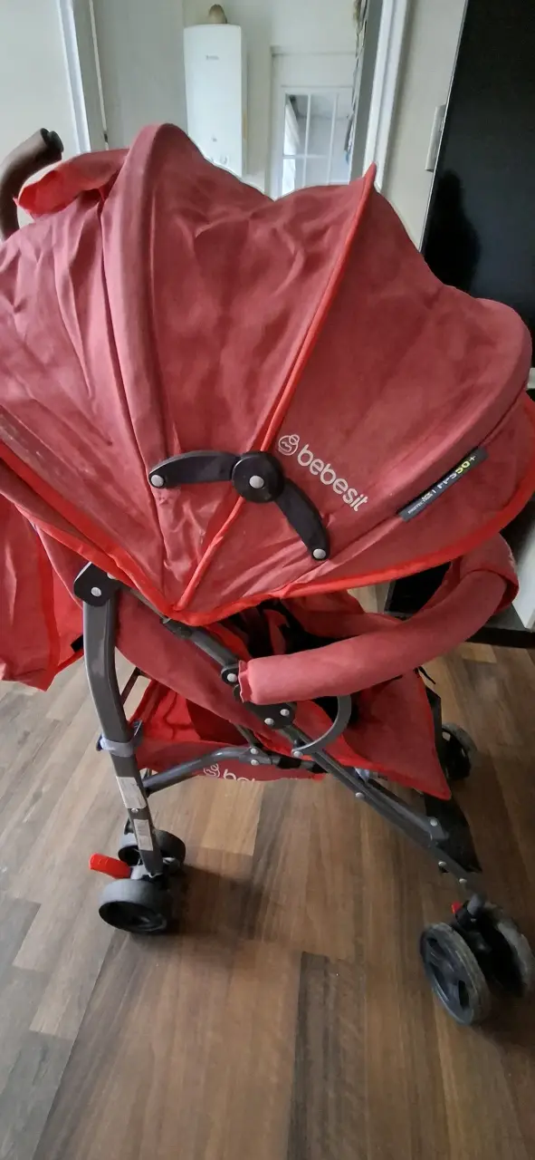 Coche de paseo rojo Bebesit plegable - 2