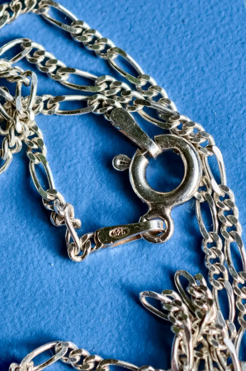 Collar de plata  con colgante de fósil de amonita - 2