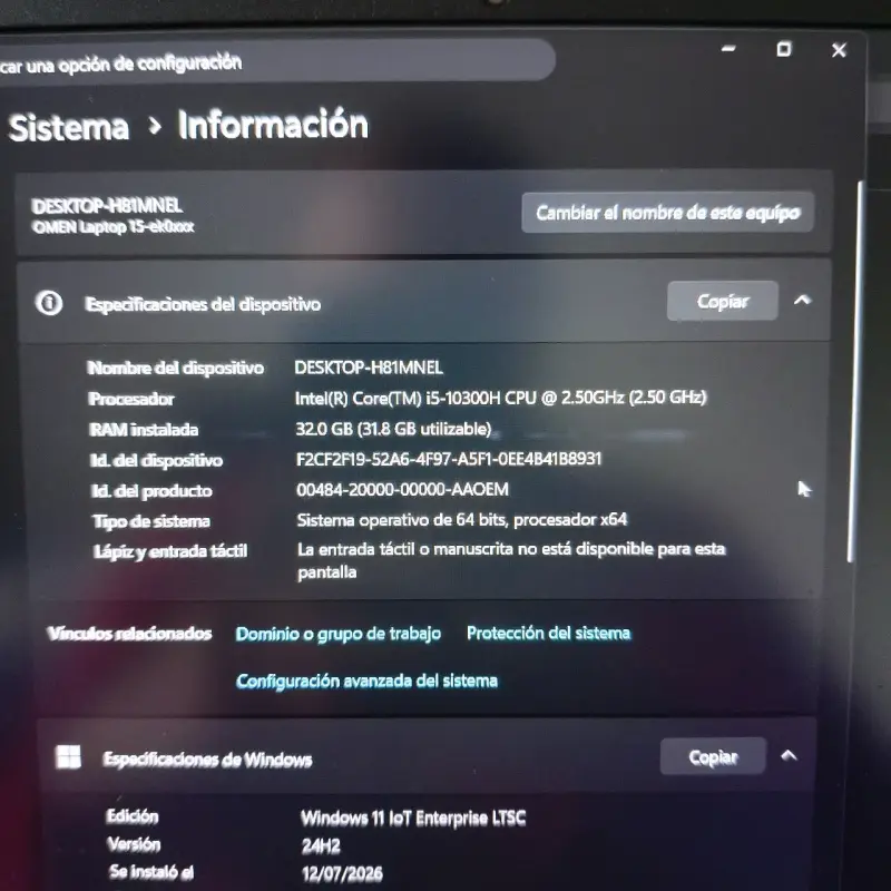 HP OMEN 15 - Core i5 - 32GB RAM - 512GB (DETALLE) - 5