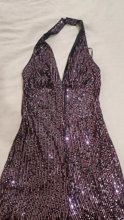 Enterito de lentejuelas rosado con escote halter - miniatura 4