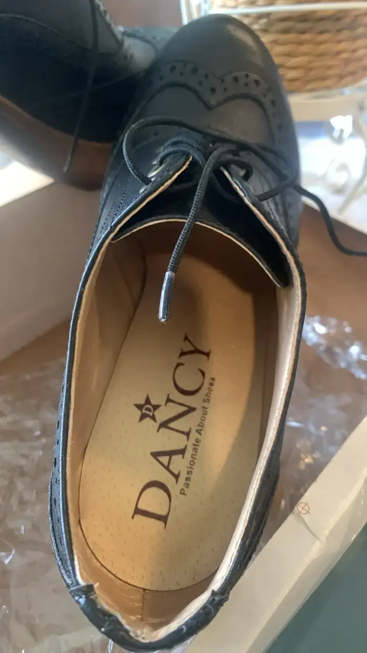 Zapatos de tacón alto de cuero negro Dancy - 2