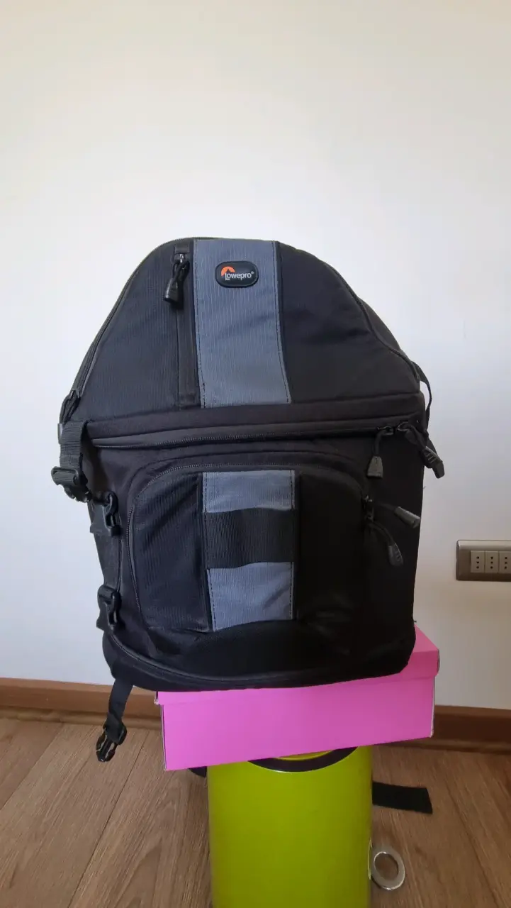 Mochila para cámara Lowepro negra - 5
