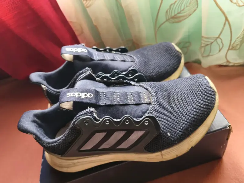 Zapatillas de fútbol Lotto negras talla 32 - 4