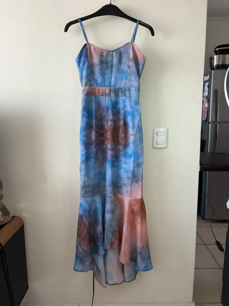 Lote de ropa femenina variada en buen estado - 4