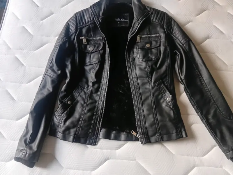 Chaqueta de cuero sintético negra Wados - 1