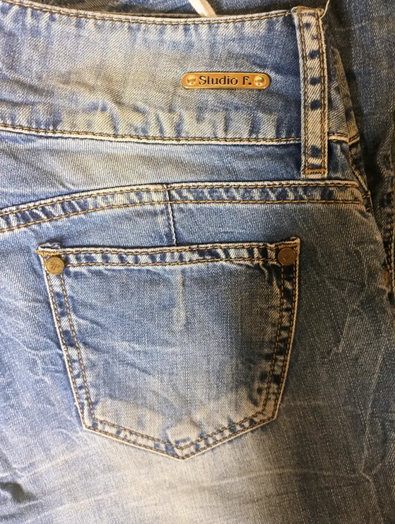 Jeans desgastados Studio F para mujer - 3