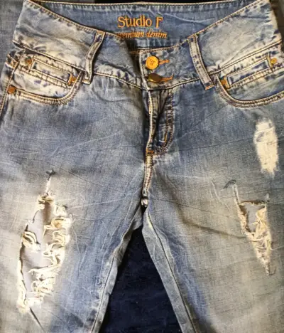 Jeans desgastados Studio F para mujer - miniatura 4