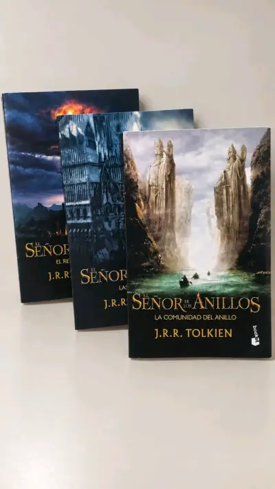 Trilogía El Señor de los Anillos de J.R.R. Tolkien - miniatura 1