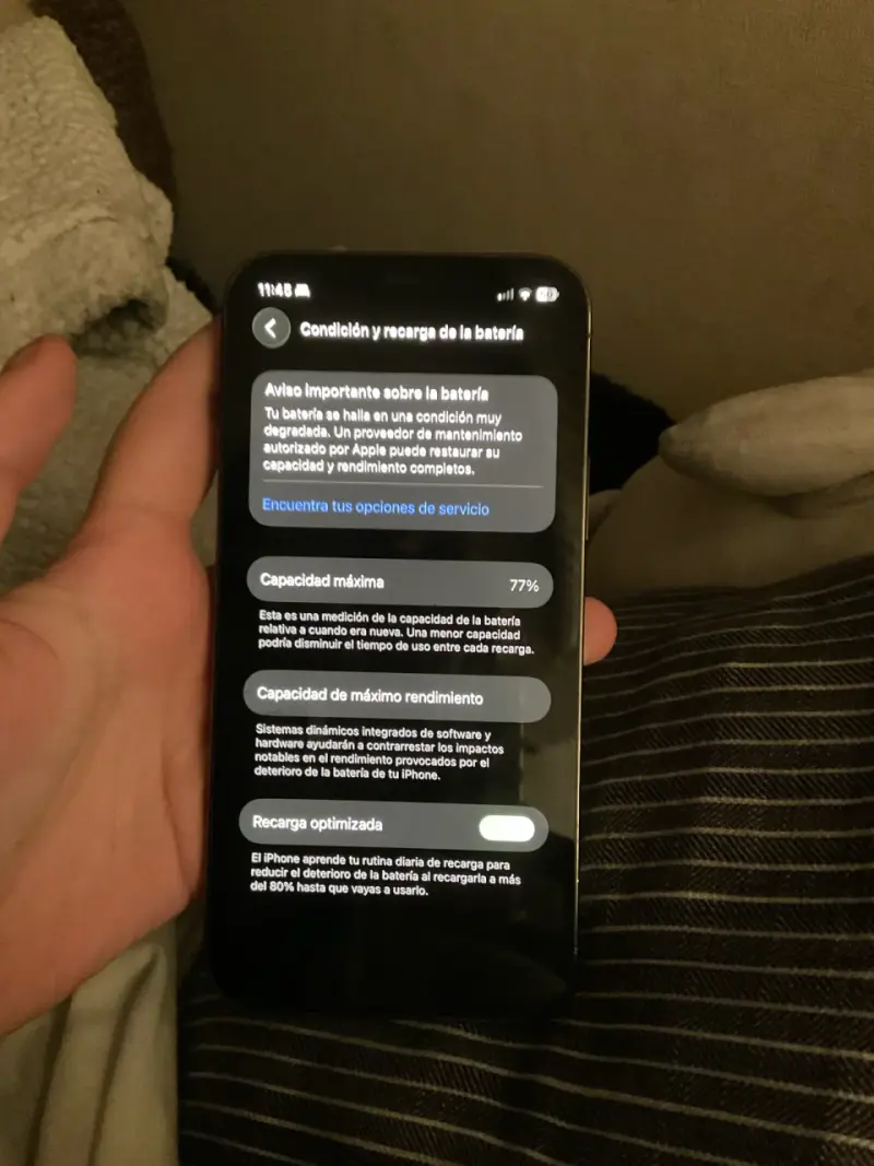 iPhone 12 Pro en excelente estado - 2