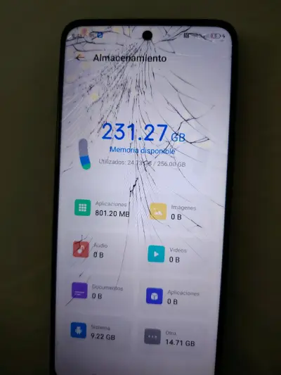 Teléfono Nubia Focus Pro 5G con pantalla rota - miniatura 3