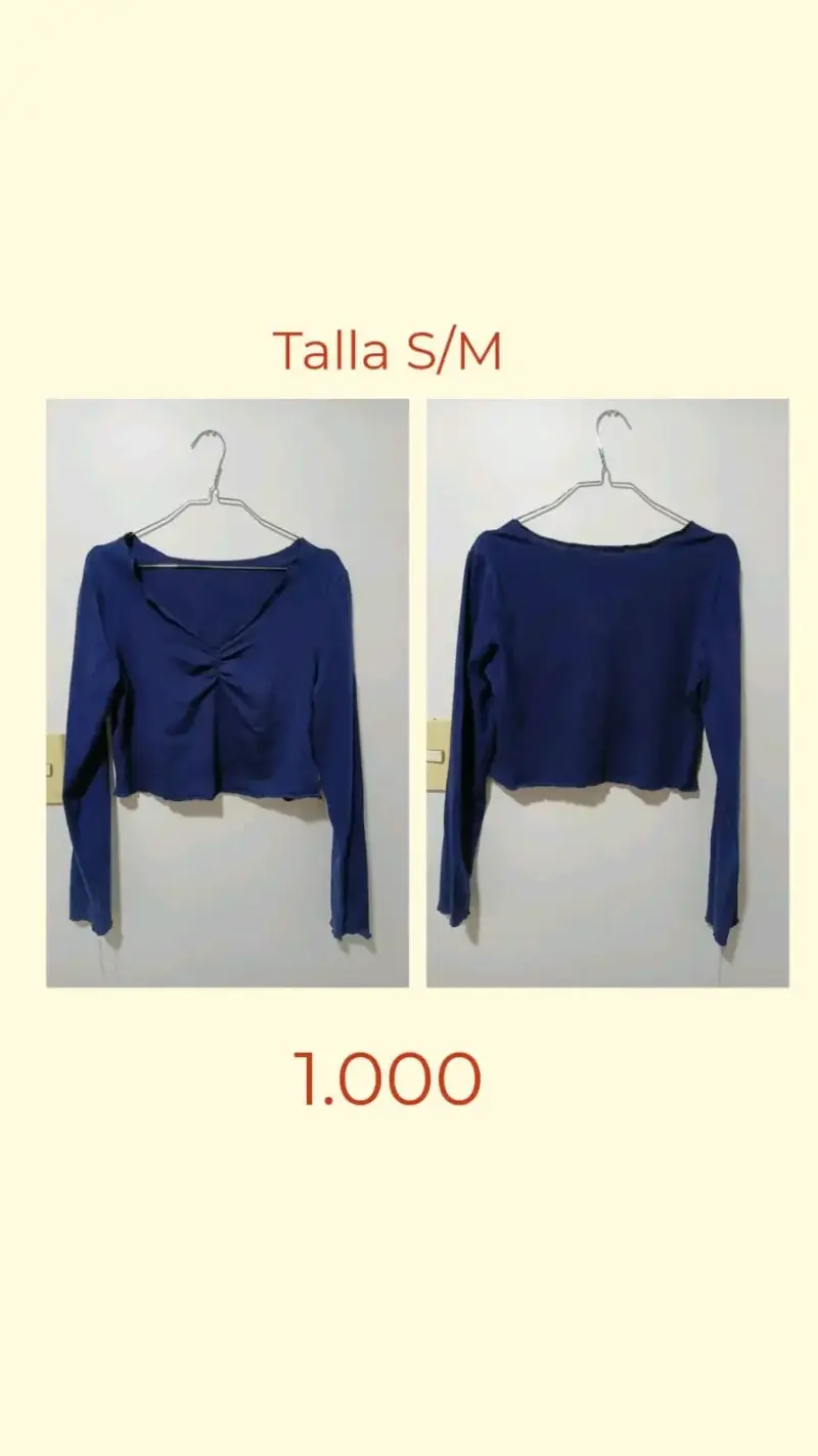 Polera azul manga larga talla S/M