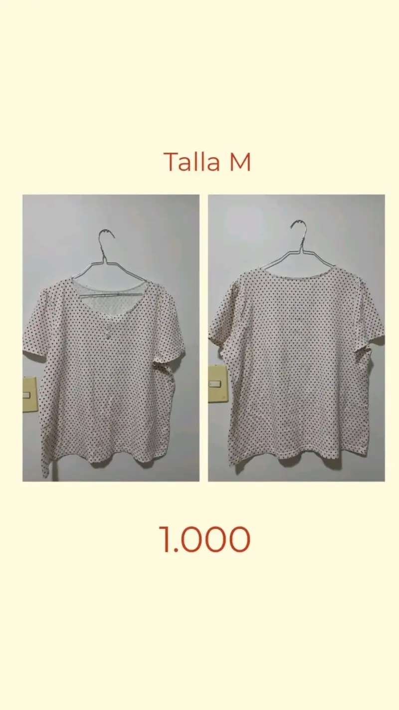 Blusa de mujer con estampado de puntos talla M