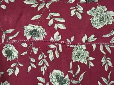Blusa floral burdeos de mujer Newport - miniatura 4
