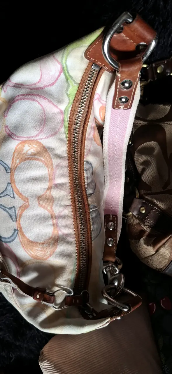 Bolso Coach multicolor con diseño icónico - 3