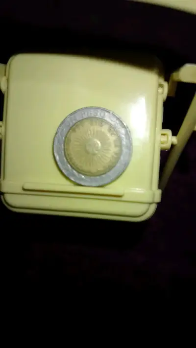 Moneda Argentina de $1 - miniatura 3
