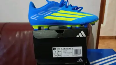Zapatos de fútbol F50 Club azul talla 36 - miniatura 2