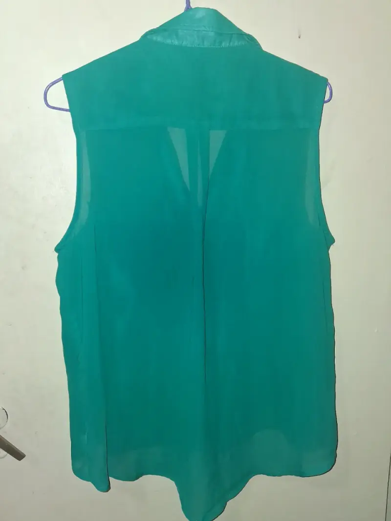 Blusa sin mangas verde marca Marquis - 3