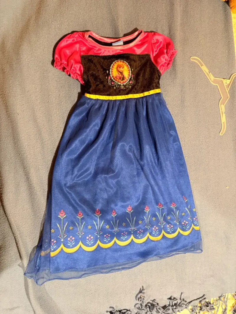 Vestido de niña estilo princesa T3