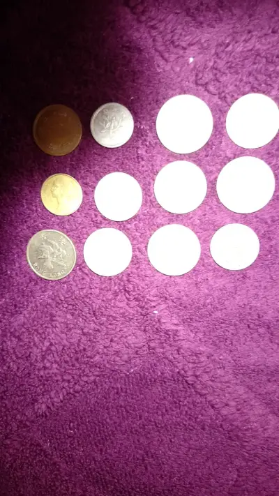 Colección de monedas antiguas variadas - miniatura 1