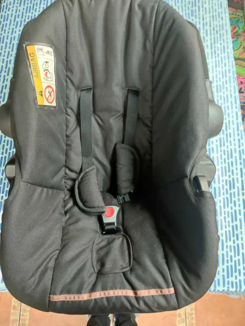 Silla de Auto para Bebé Infanti Negra - 3