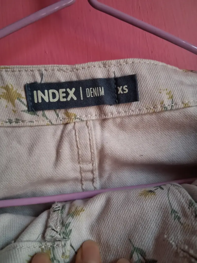 Falda corta floral beige Index XS - 3