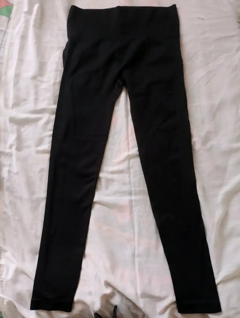 Pantalones negros de mujer en buen estado - 2
