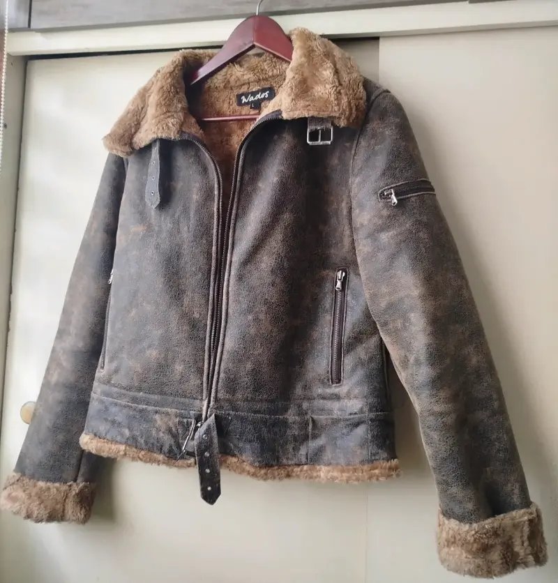 Chaqueta de cuero sintético con forro de piel para invierno