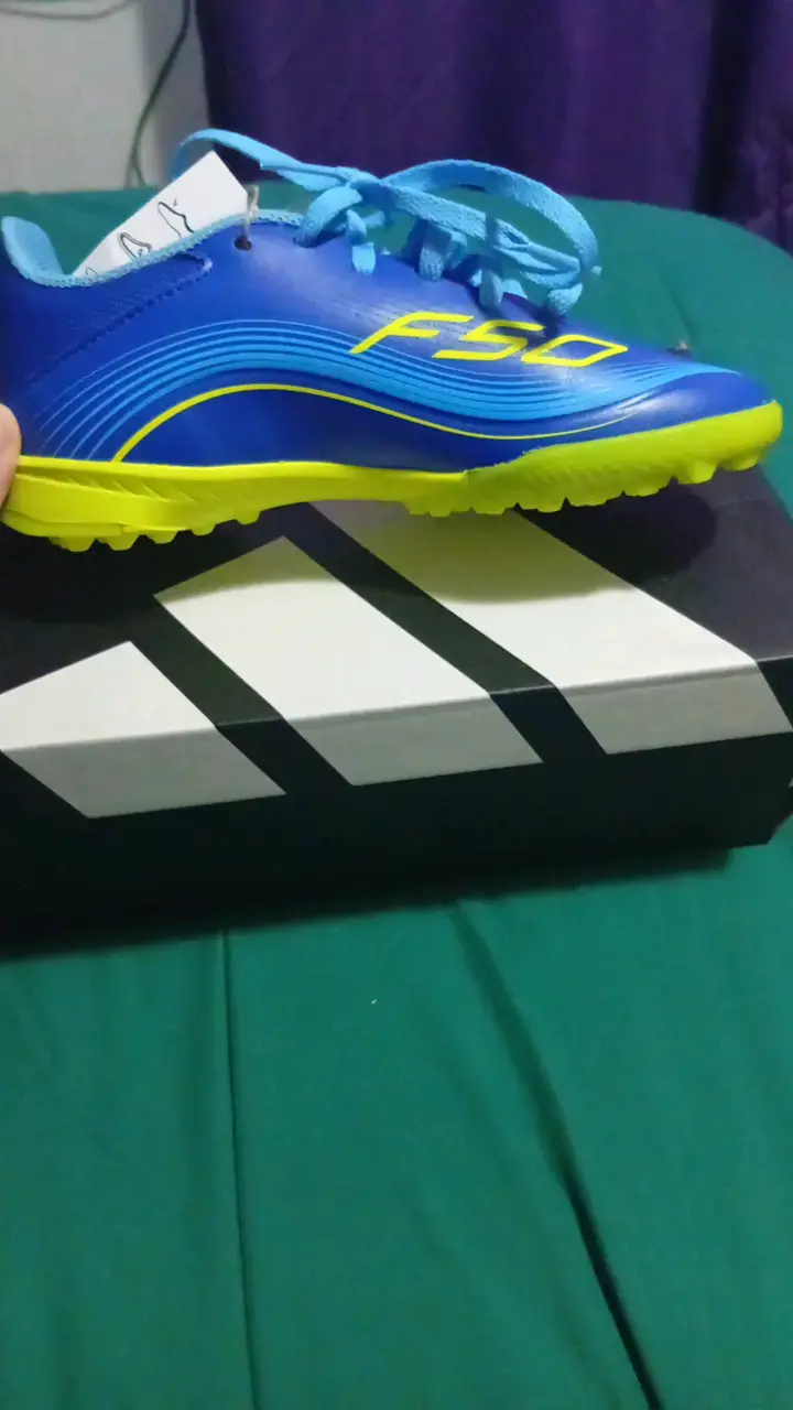 Zapatos de Fútbol Messi F50 Azul y Amarillo - 2