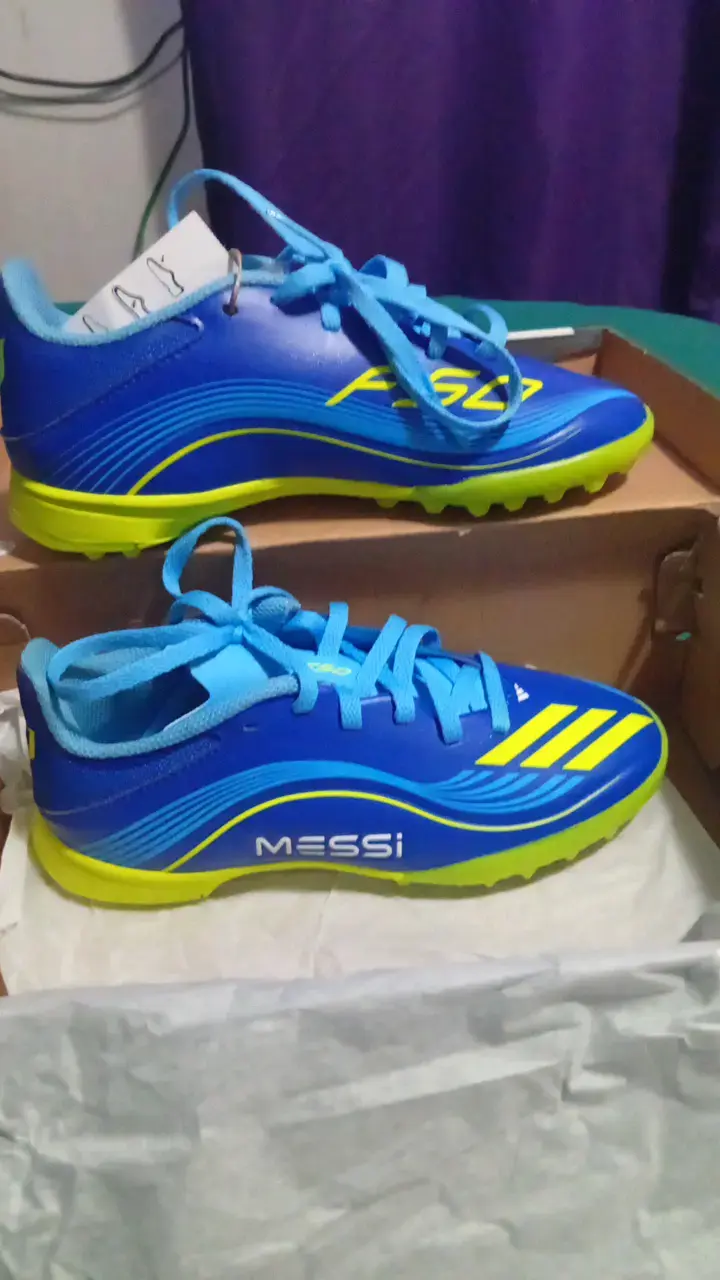 Zapatos de Fútbol Messi F50 Azul y Amarillo - 3