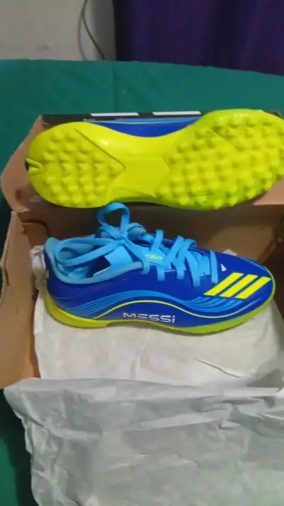 Zapatos de Fútbol Messi F50 Azul y Amarillo - miniatura 4