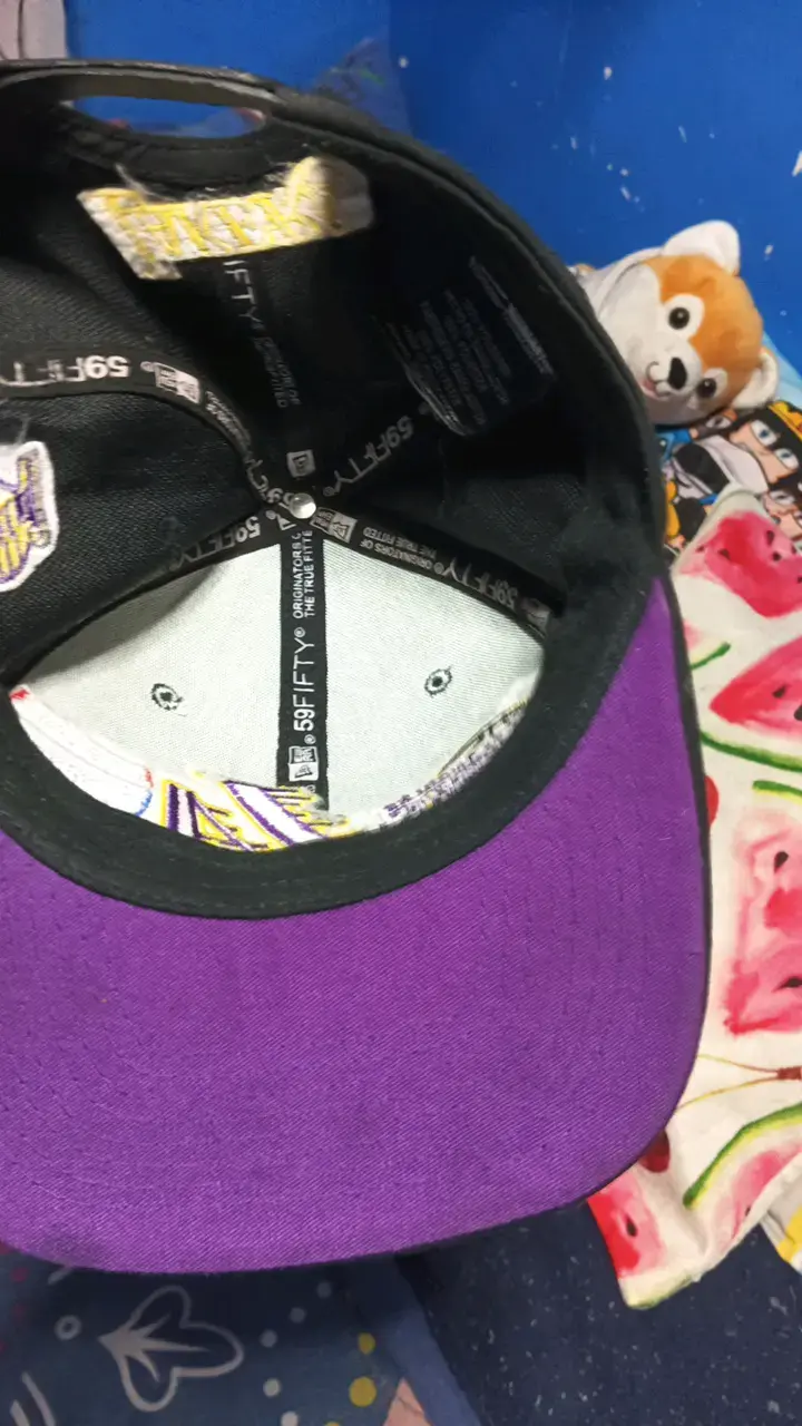 Gorra negra Los Angeles Lakers con logo bordado - 2