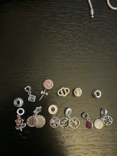 Pulsera con charms de plata estilo Pandora - miniatura 1